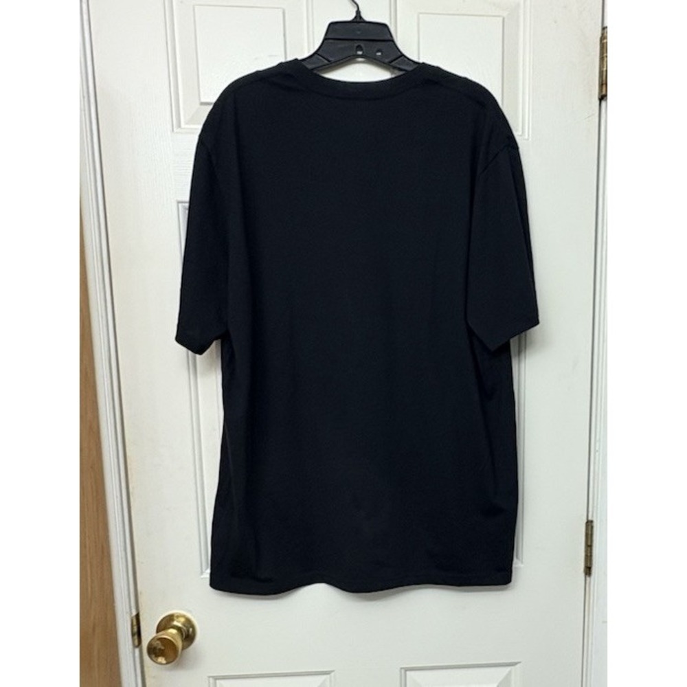 women's WDNC We Do Not Care Club Graphic T-Shirt 2XL Black Crew Neck Menopause - Picture 4 of 4